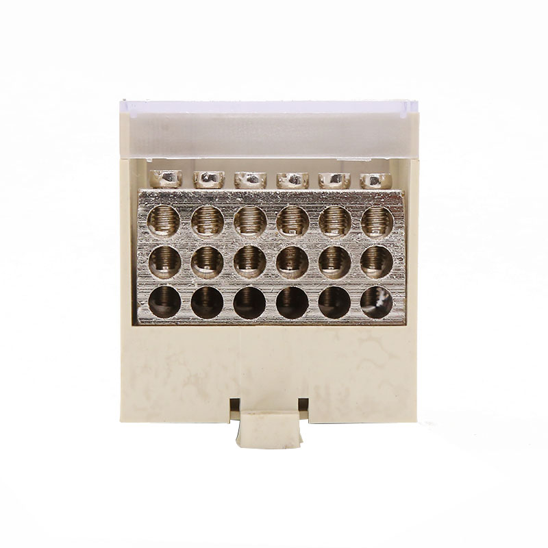 160510 空開(kāi)25-70左組合一進(jìn)十八出